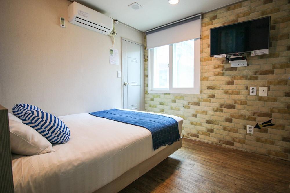 Dongdaemun Hwashin Hostel Seoul Bagian luar foto