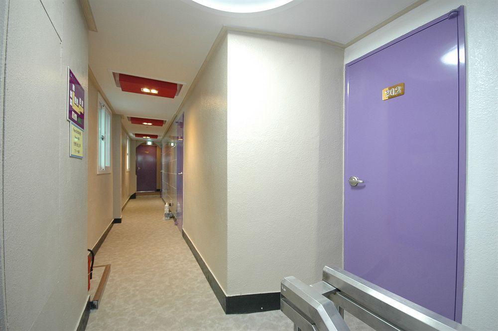Dongdaemun Hwashin Hostel Seoul Bagian luar foto