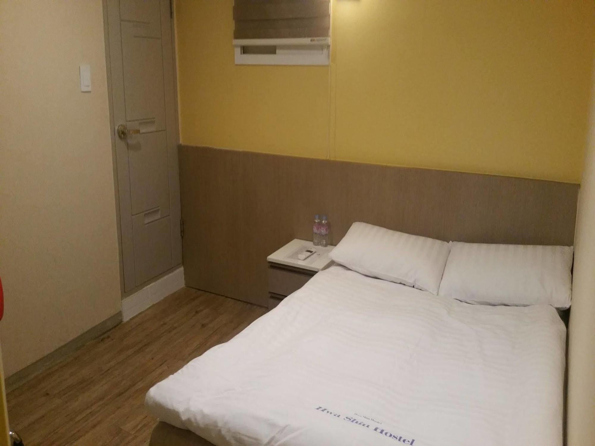 Dongdaemun Hwashin Hostel Seoul Bagian luar foto